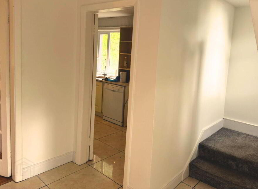 Whitehall, Parteen, V94X32N