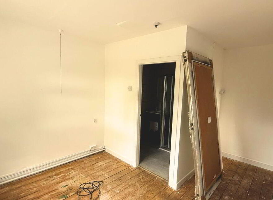 Whitehall, Parteen, V94X32N