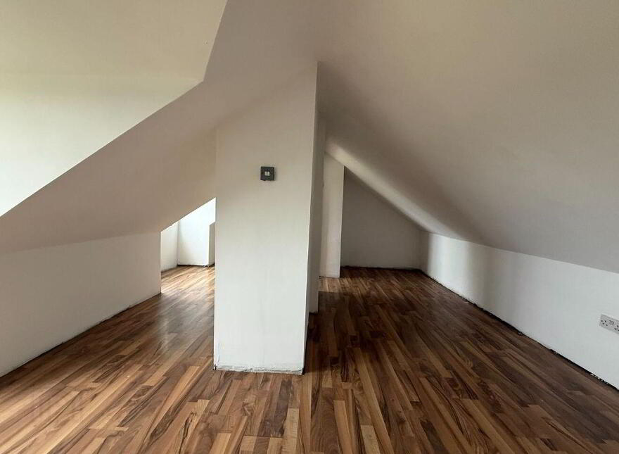 Whitehall, Parteen, V94X32N