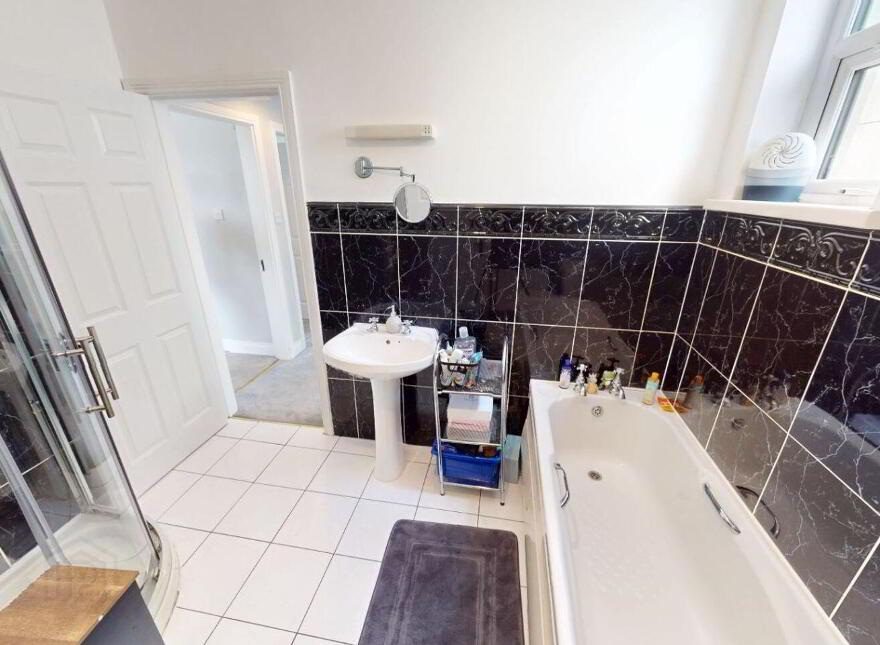 Kilcoe, New Westfields, North Circular Road, V94TEV9