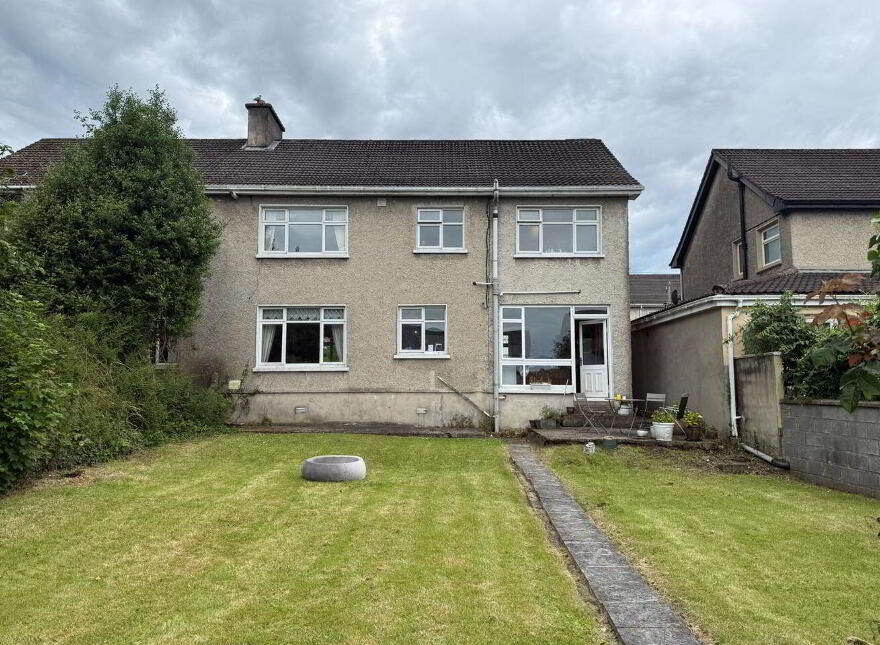 8 Oakland Drive, Greystones, Ennis Road, V94TFE4