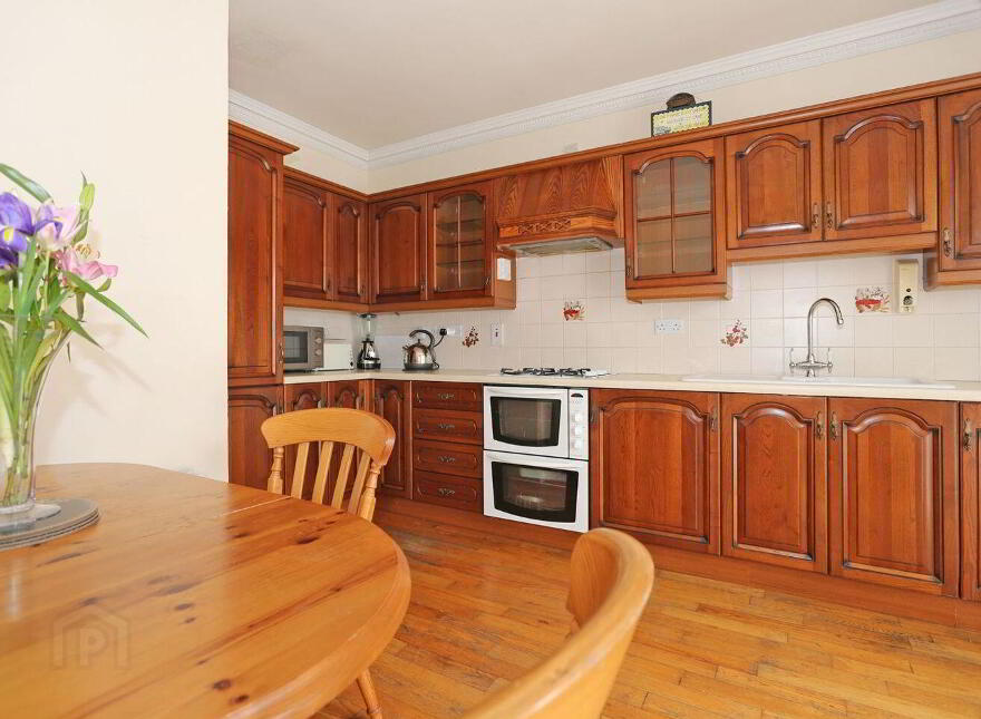 3 Saint James Court, Ennis Road, North Circular Road, V940H28