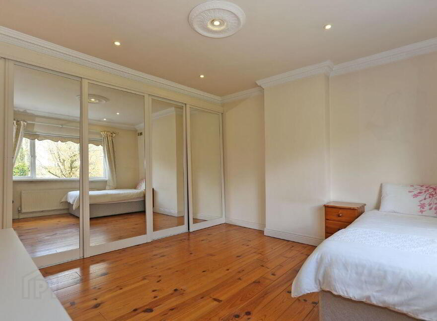 3 Saint James Court, Ennis Road, North Circular Road, V940H28