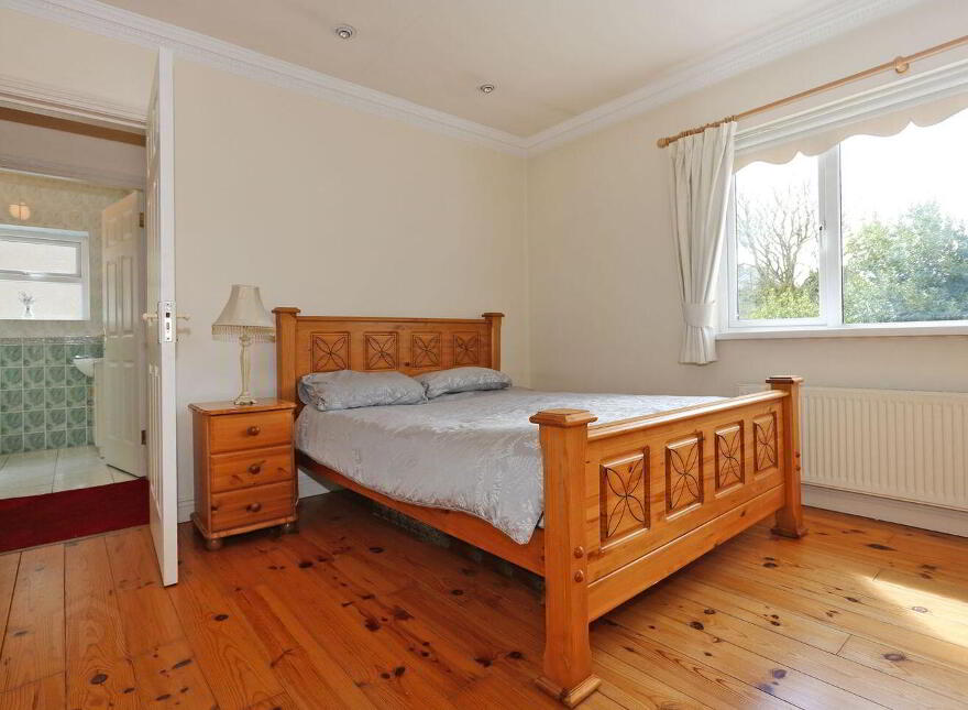 3 Saint James Court, Ennis Road, North Circular Road, V940H28
