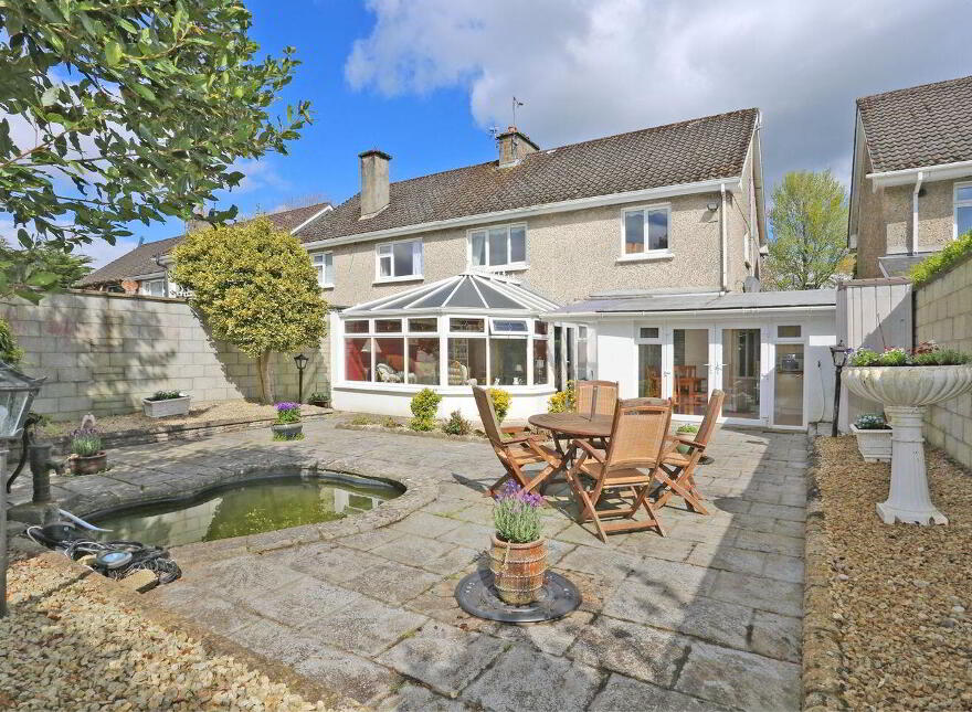 3 Saint James Court, Ennis Road, North Circular Road, V940H28