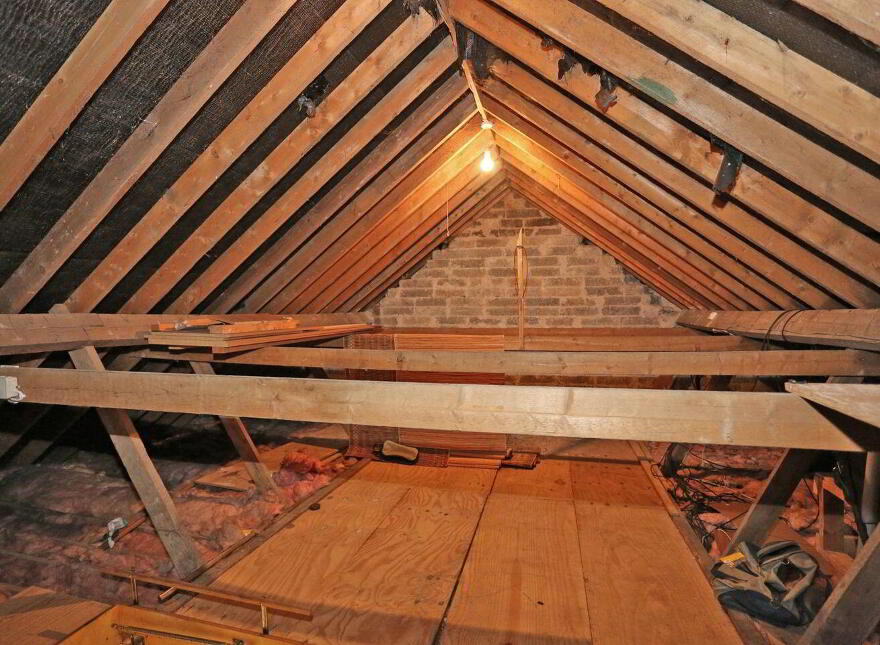 3 Saint James Court, Ennis Road, North Circular Road, V940H28