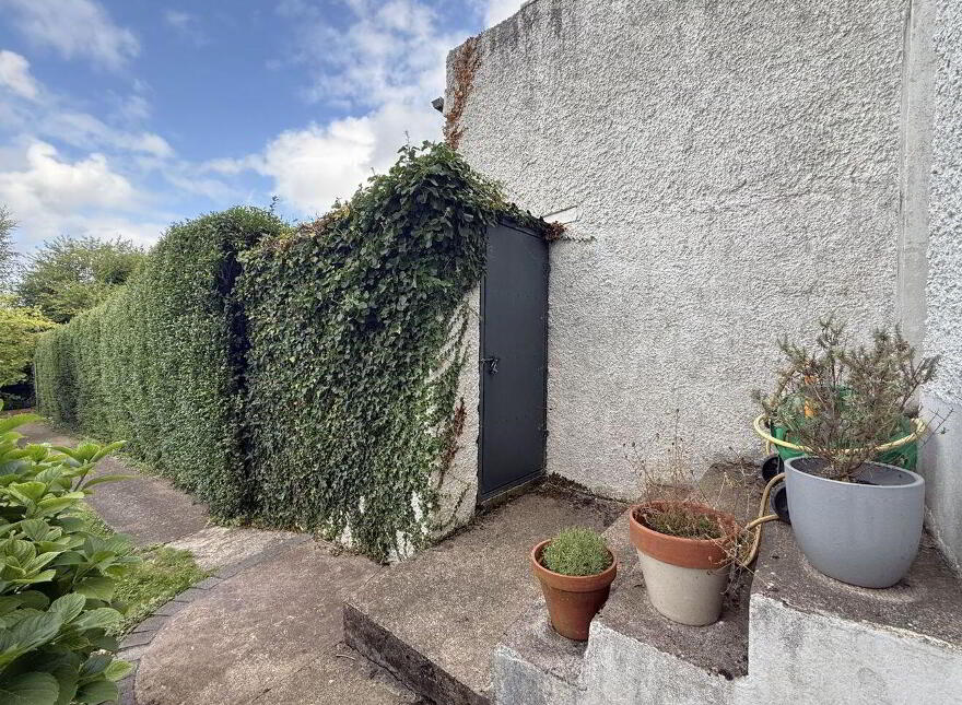 Villa Maria, Greenpark Avenue, South Circular Road, V94VKT5