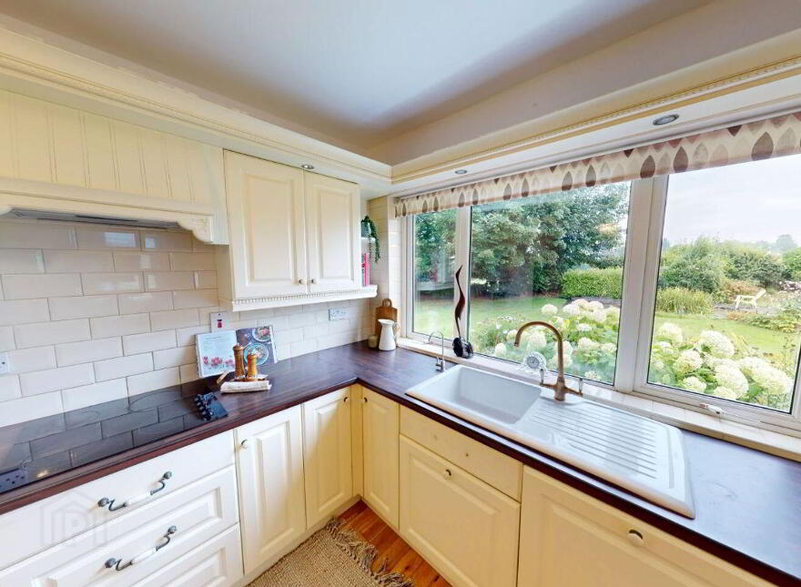 Knockbrack, Ahane, Ahane, V94N81P