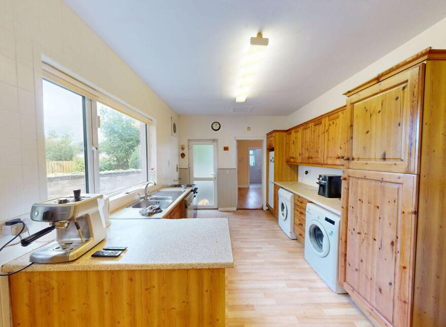 Zenda, South Circular Road, V94CY6R