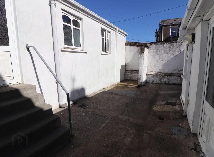 O'Mara House, Ballinacurra, V942C66