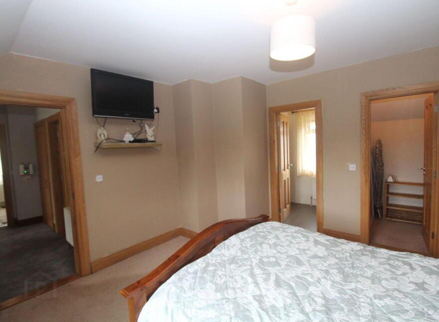 2 Glasheen Park, Drumlish, N39KT78