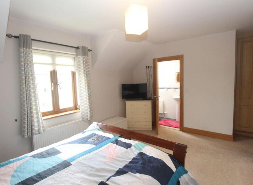 2 Glasheen Park, Drumlish, N39KT78