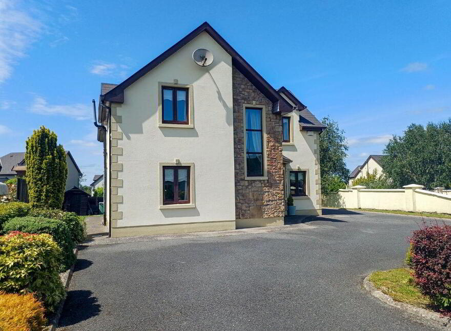 2 Glasheen Park, Drumlish, N39KT78