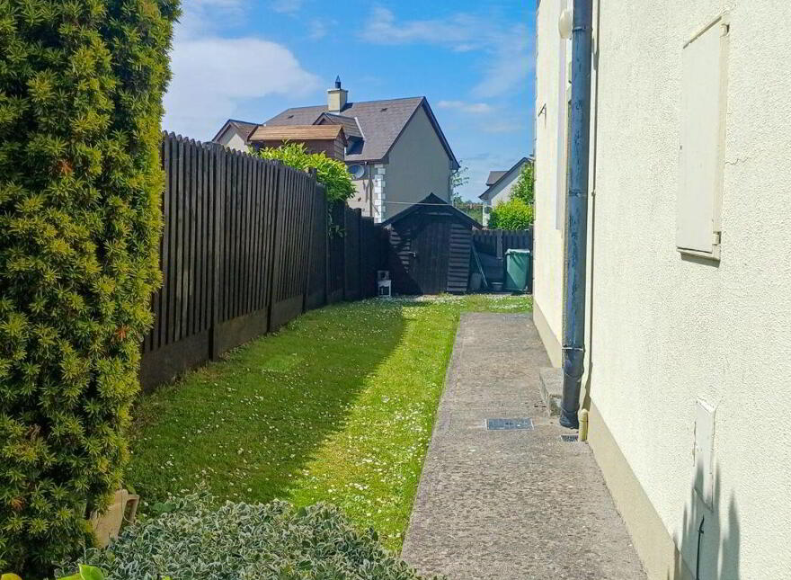 2 Glasheen Park, Drumlish, N39KT78