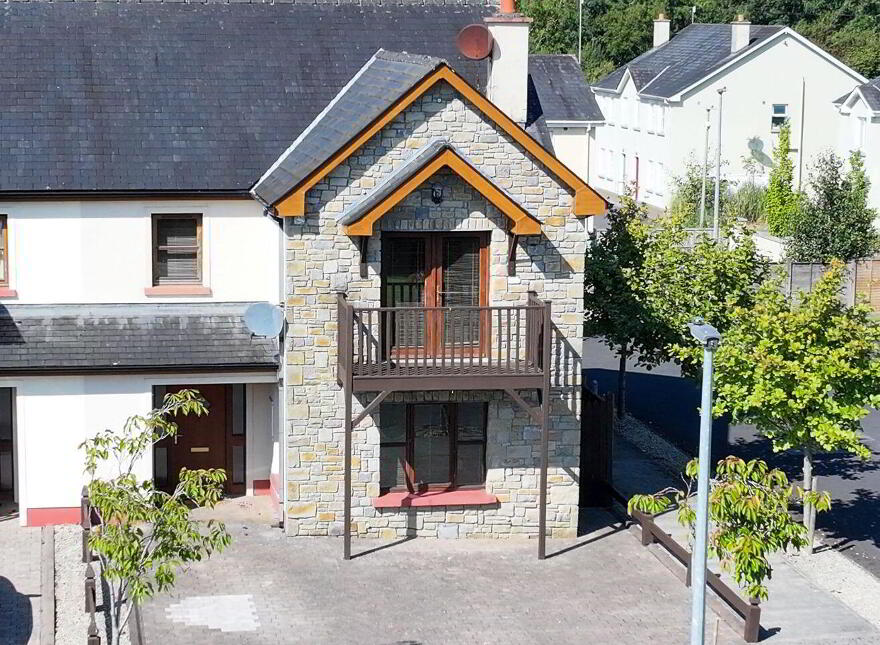 12 The Waterfront, Tarmonbarry, N39F688