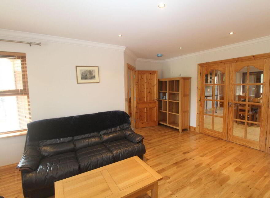 12 The Waterfront, Tarmonbarry, N39F688