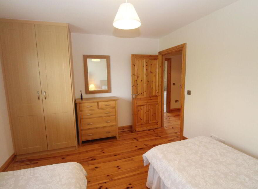 12 The Waterfront, Tarmonbarry, N39F688