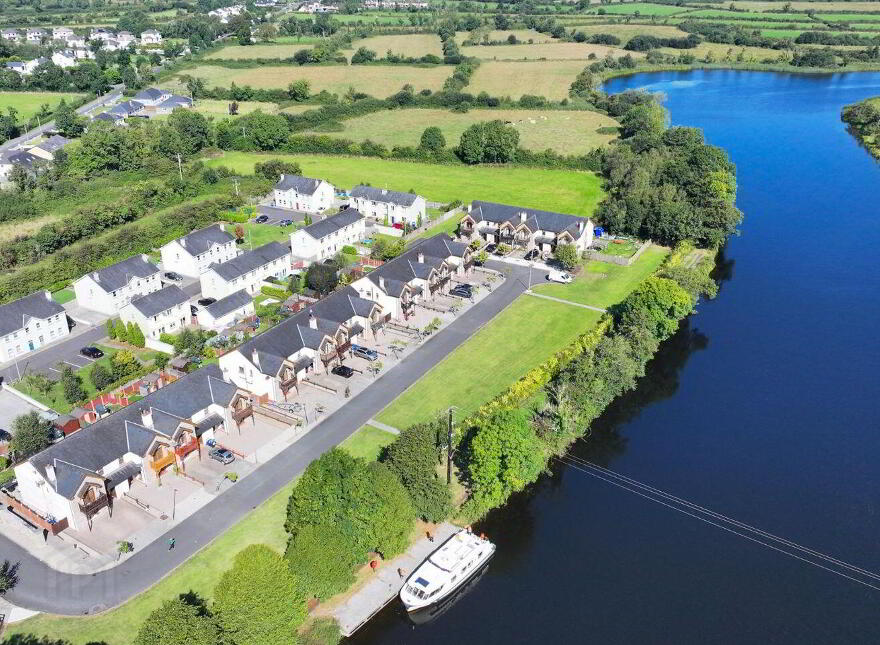 12 The Waterfront, Tarmonbarry, N39F688
