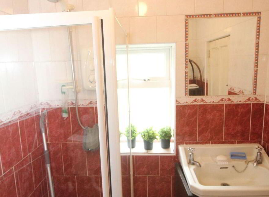 Crott, Moyne, N39K3H4