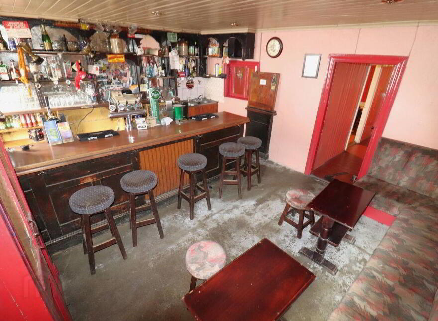 Main Street, Drimoleague, P47PW70