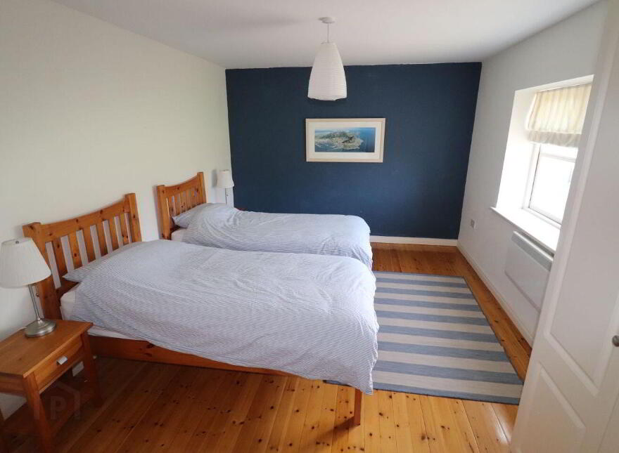 34 The Lawn, Union Hall, Union Hall, P81R624