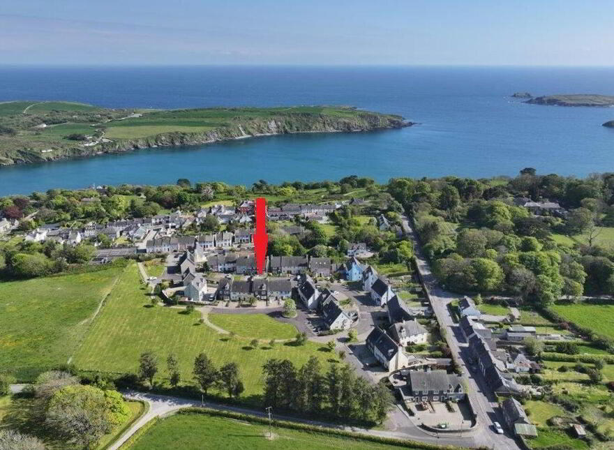 34 The Lawn, Union Hall, Union Hall, P81R624