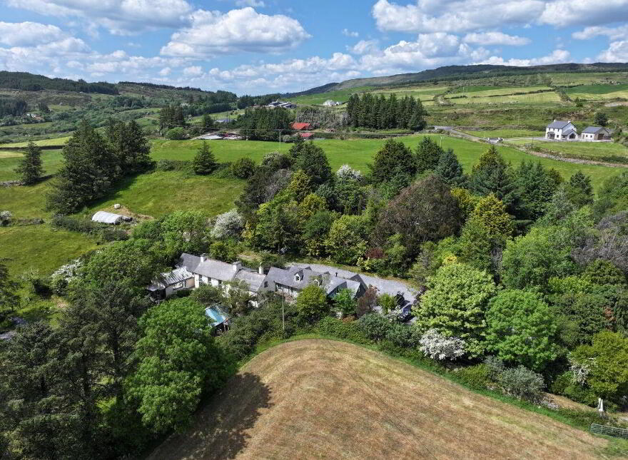 Fig Tree Cottage, Meenies Upper, Drimoleague, P47YK28