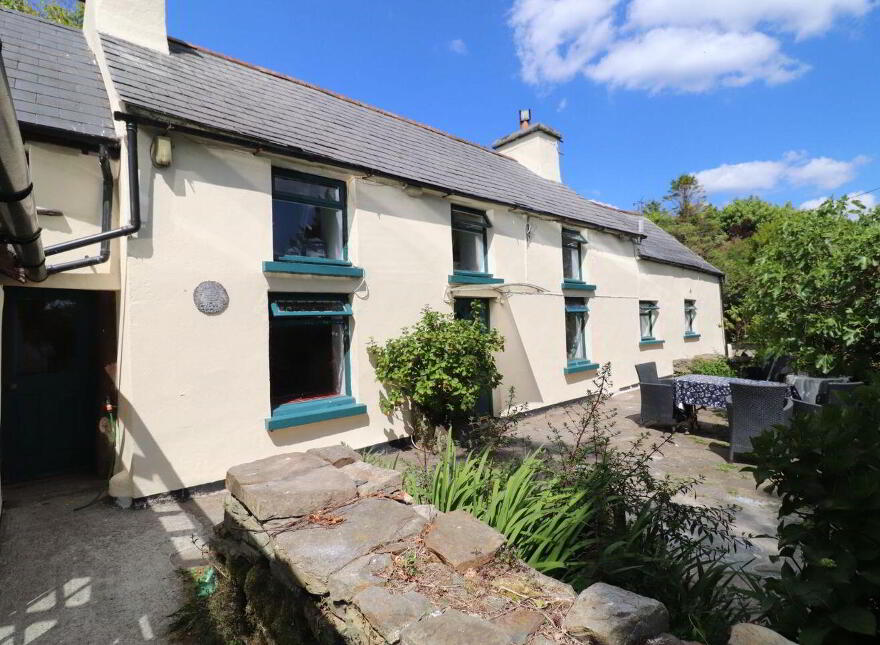 Fig Tree Cottage, Meenies Upper, Drimoleague, P47YK28