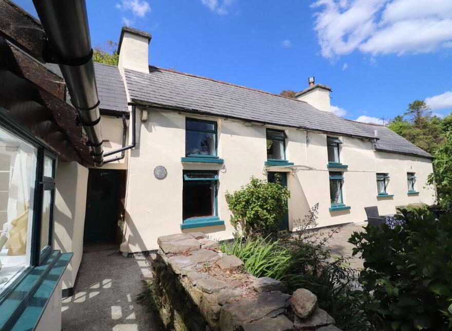Fig Tree Cottage, Meenies Upper, Drimoleague, P47YK28