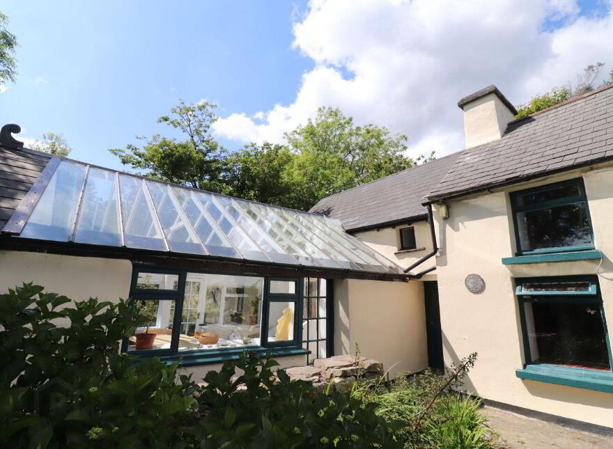 Fig Tree Cottage, Meenies Upper, Drimoleague, P47YK28