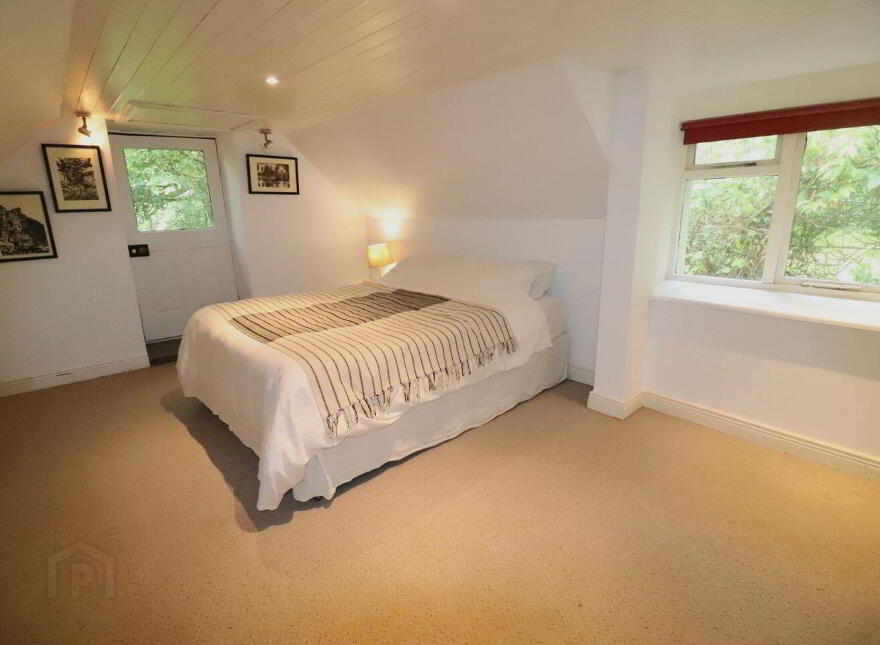 Fig Tree Cottage, Meenies Upper, Drimoleague, P47YK28