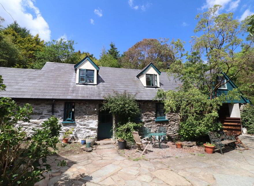 Fig Tree Cottage, Meenies Upper, Drimoleague, P47YK28