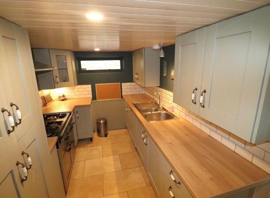 Fig Tree Cottage, Meenies Upper, Drimoleague, P47YK28