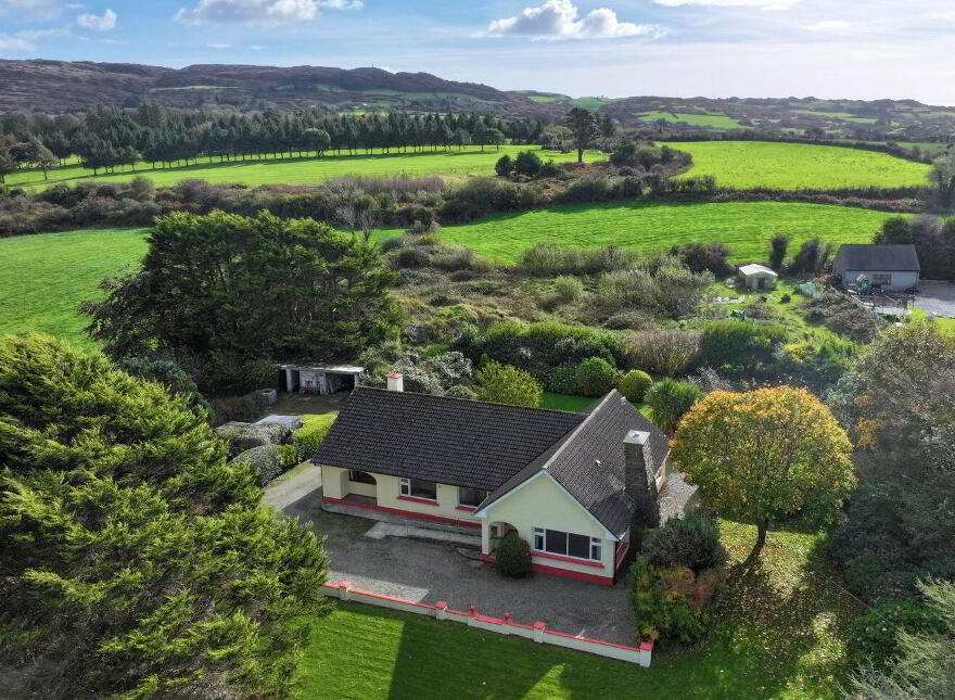 Palm Grove, Bunlick, Skibbereen, P81P951