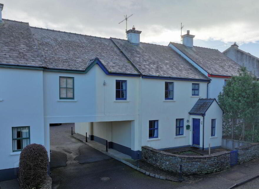2 Sean Tobar, Ballydehob, P81HH33