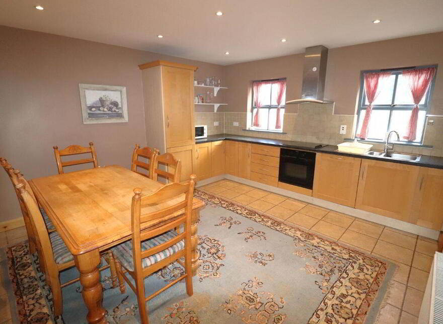 2 Sean Tobar, Ballydehob, P81HH33