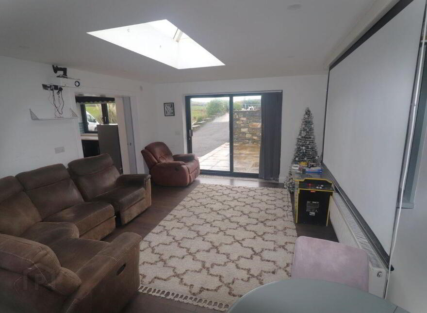 Rath South, Baltimore, Trafrask, P81DD29
