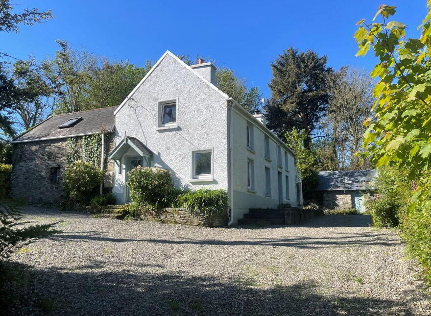 Lough Ine, Skibbereen, P81DP63