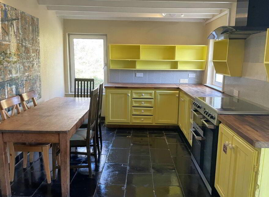 Lough Ine, Skibbereen, P81DP63