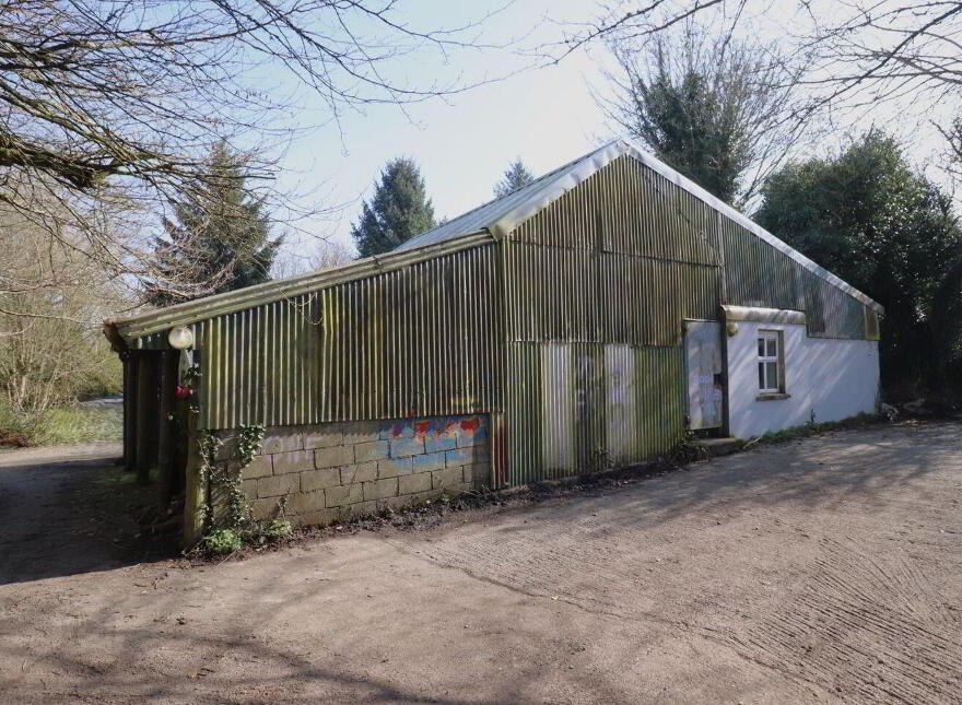 Lough Ine, Skibbereen, P81DP63