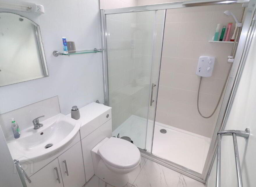 Gortacrossig, Castletownshend, P81N254