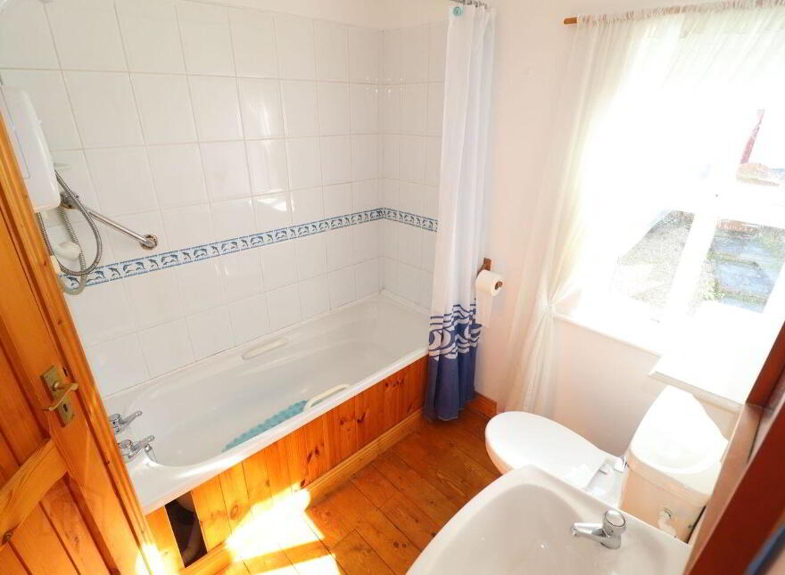 17 The Flax Mills, Upper Bridge Street, Skibbereen, P81T667