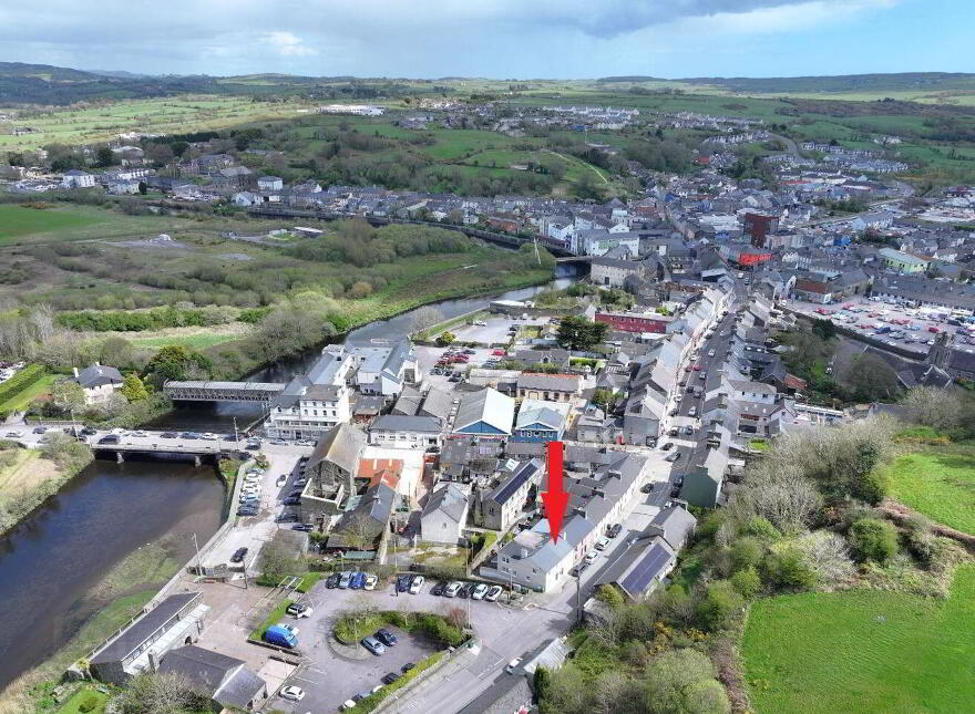9 Upper Bridge Street, Skibbereen, P81E688