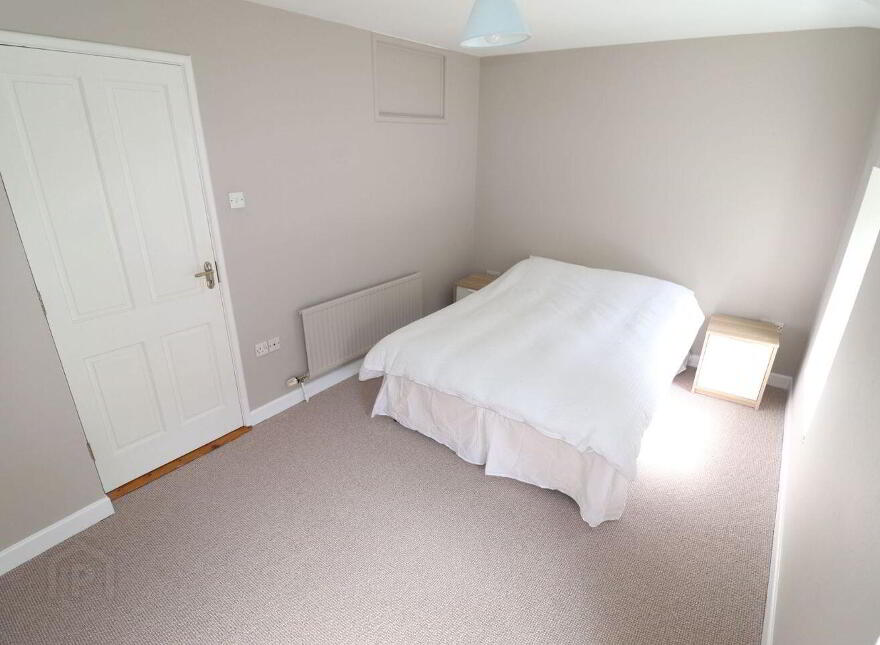 9 Upper Bridge Street, Skibbereen, P81E688