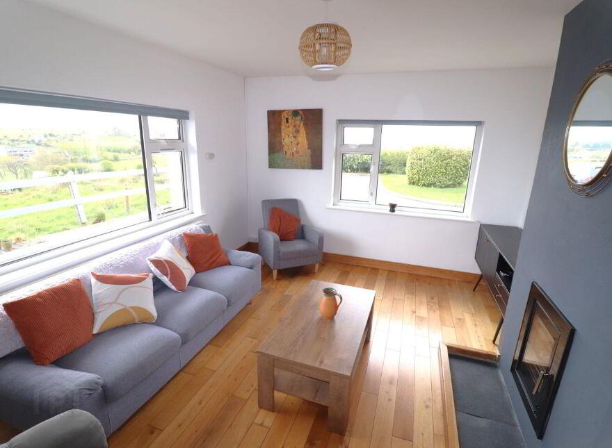 Glendart, Coronea, Skibbereen, P81WA26