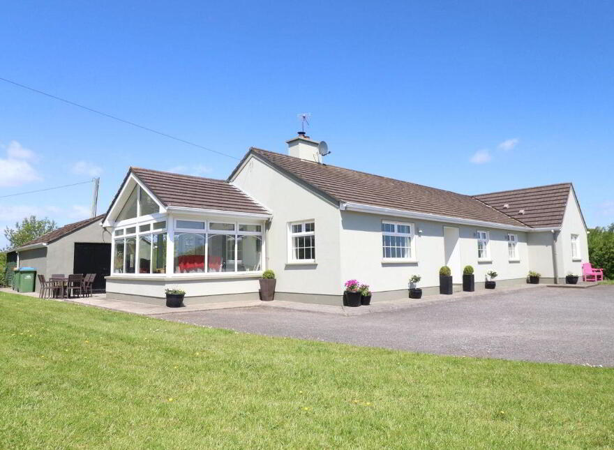Gortnamuckla, Skibbereen, P81XH10