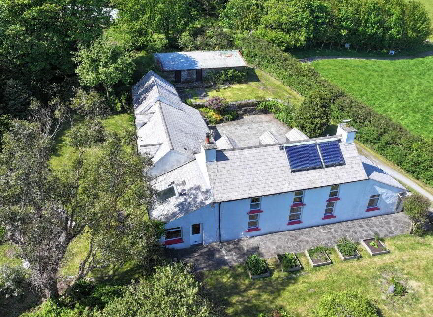 Maryswood, Dooneen, Castletownshend, P81D309