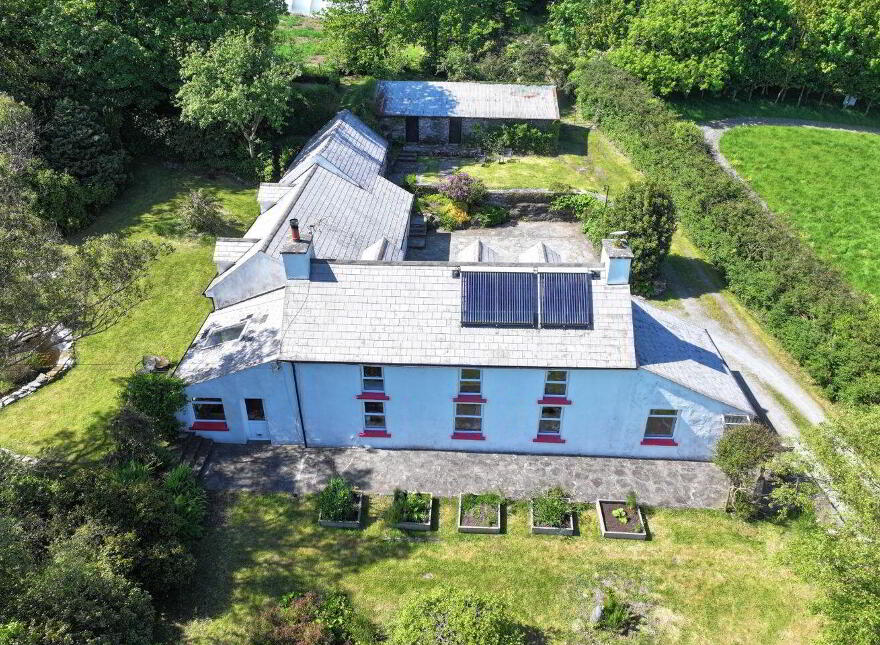 Maryswood, Dooneen, Castletownshend, P81D309