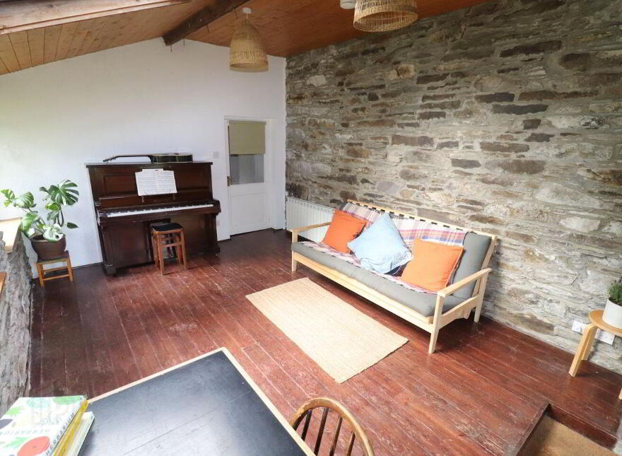 Maryswood, Dooneen, Castletownshend, P81D309
