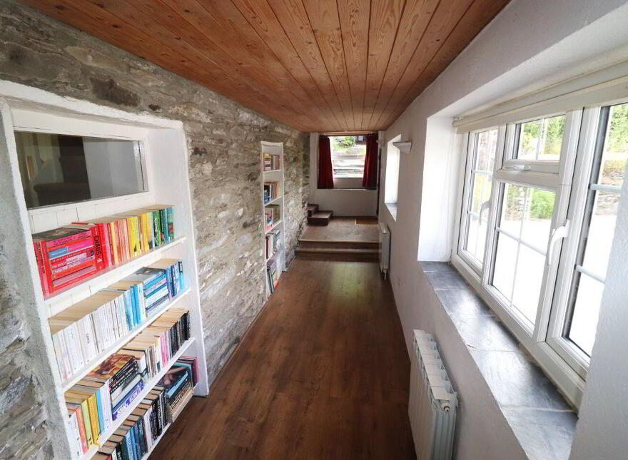Maryswood, Dooneen, Castletownshend, P81D309
